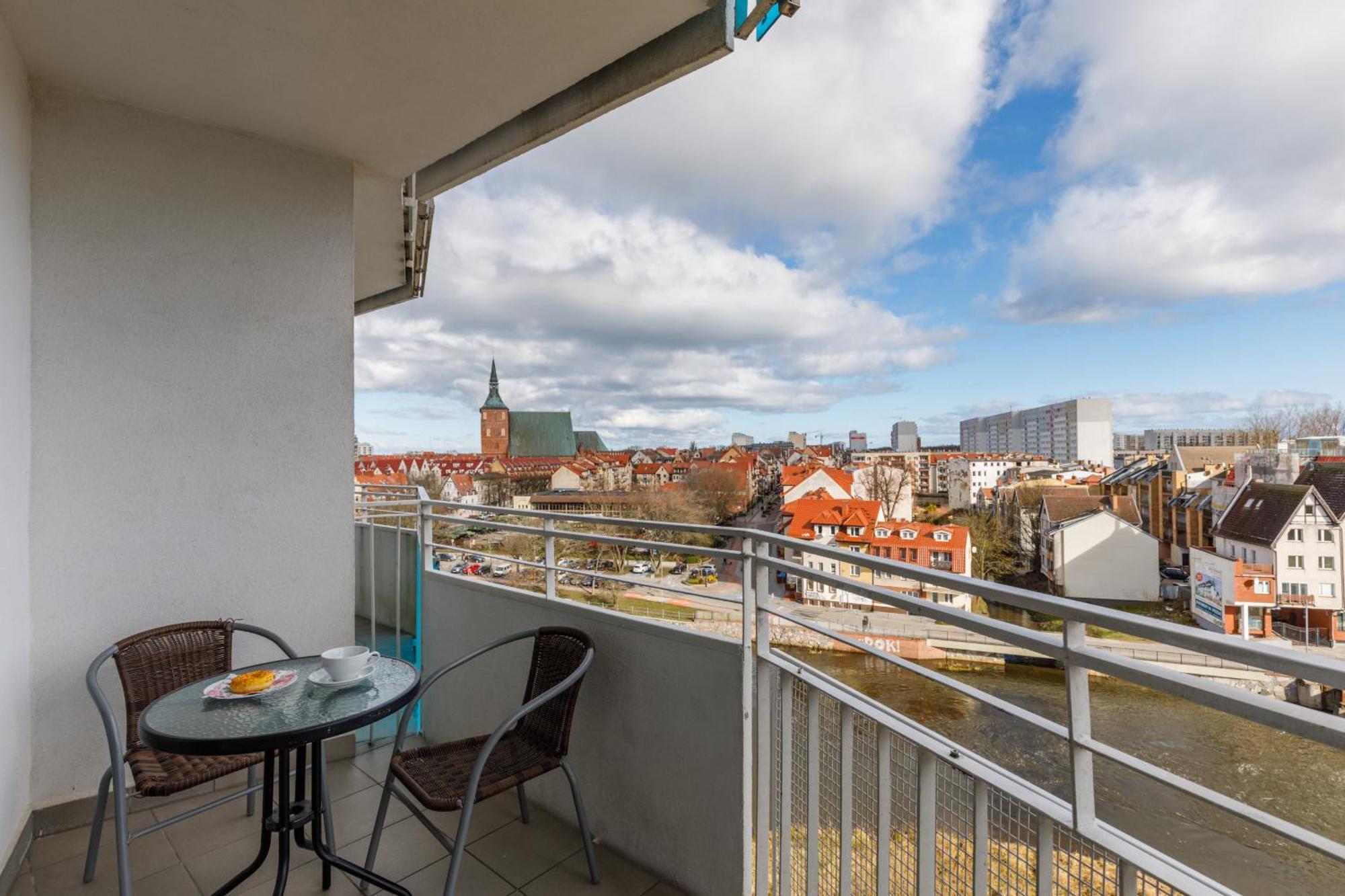 River View Nad Parseta & Balcony By Renters Apartment